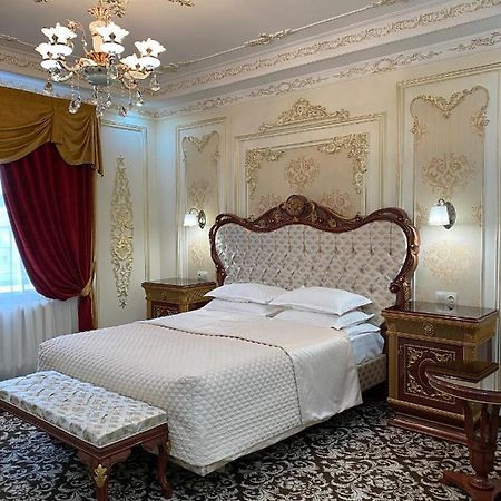 Lion Hotel Astana Exterior foto