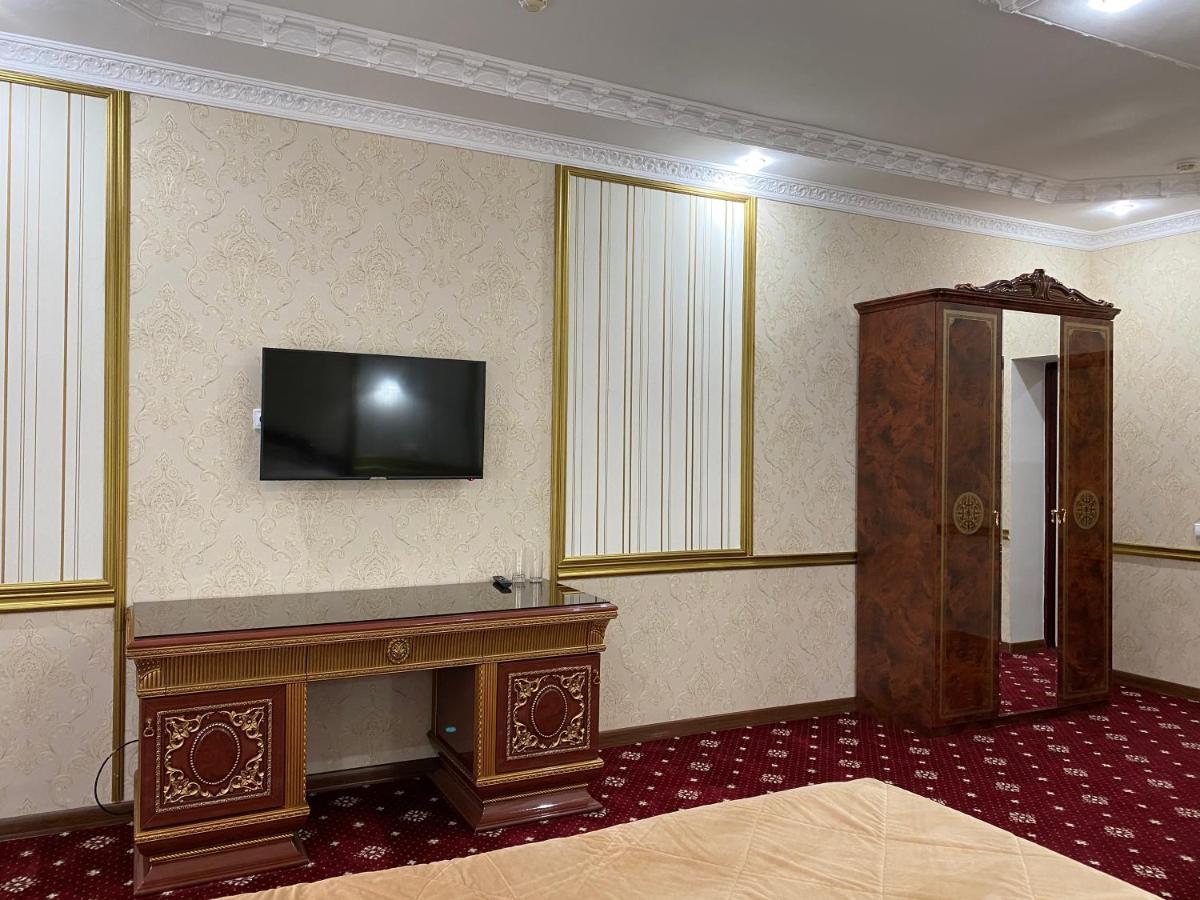 Lion Hotel Astana Exterior foto